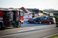AUT, VU mit eingeklemmter Person - Gundertshausen - Sparkreuzung